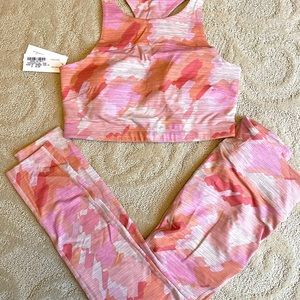 BNWT OUTDOOR VOICES SET, size Medium